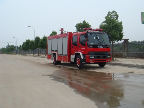 江特牌JDF5152GXFPM60/A型泡沫消防车